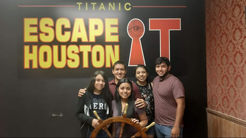 1:30 Titanic played Escape the Titanic on Jun, 16, 2019