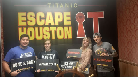 9:00 Titanic played Escape the Titanic on Nov, 16, 2019