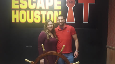 Date Night Champs played Escape the Titanic on Dec, 19, 2018