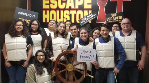 Diced pineapples played Escape the Titanic on Mar, 16, 2019