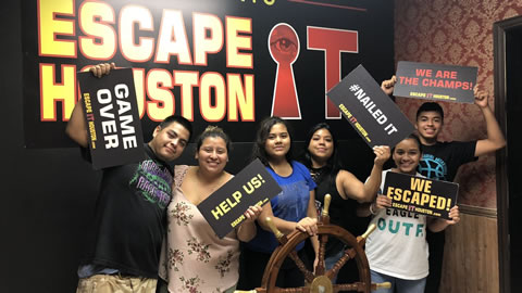 Los Tejanos played Escape the Titanic on Aug, 18, 2018