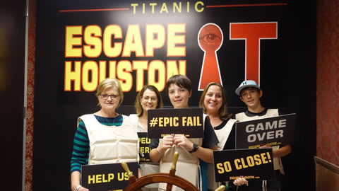 Team Sincos played Escape the Titanic on Aug, 9, 2017