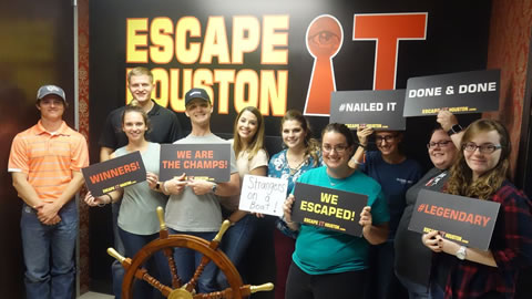 Strangers on a boat! played Escape the Titanic on Sep, 29, 2017