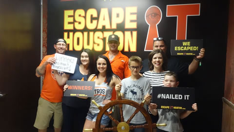 Team Astros played Escape the Titanic on Oct, 13, 2017