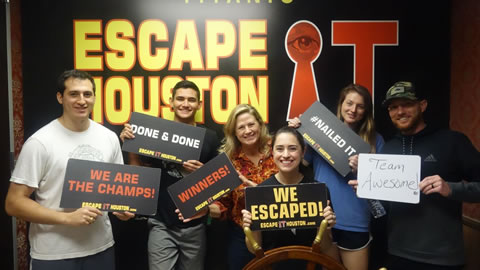 Team Awesome played Escape the Titanic on Nov, 21, 2017
