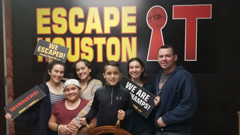Solfordak 9 played Escape the Titanic on Mar, 17, 2019
