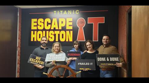 12 PM Titanic played Escape the Titanic on Nov, 27, 2021